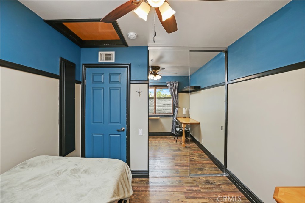 Via Roja before-remodel photo 17